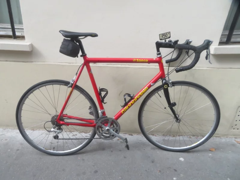 Vélo course cannondale Saeco