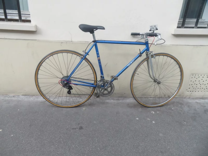 V&eacute;lo Demi Course Homme Talbot 